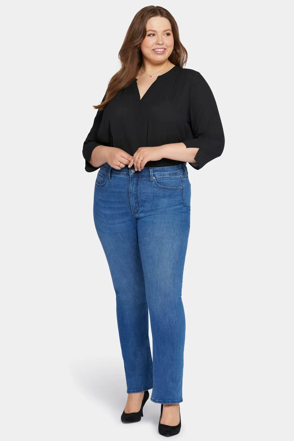 Le Silhouette Slim Bootcut Jeans In Plus Size - Amour