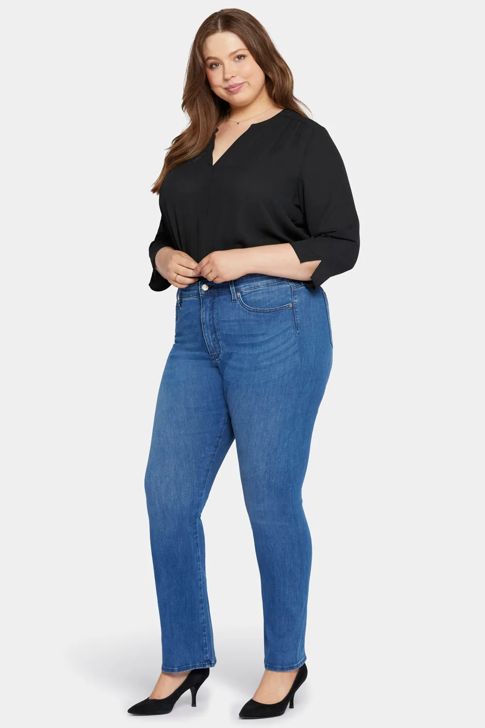 Le Silhouette Slim Bootcut Jeans In Plus Size - Amour