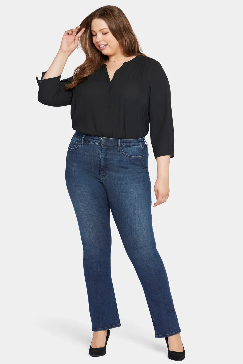 Le Silhouette Slim Bootcut Jeans In Plus Size - Precious