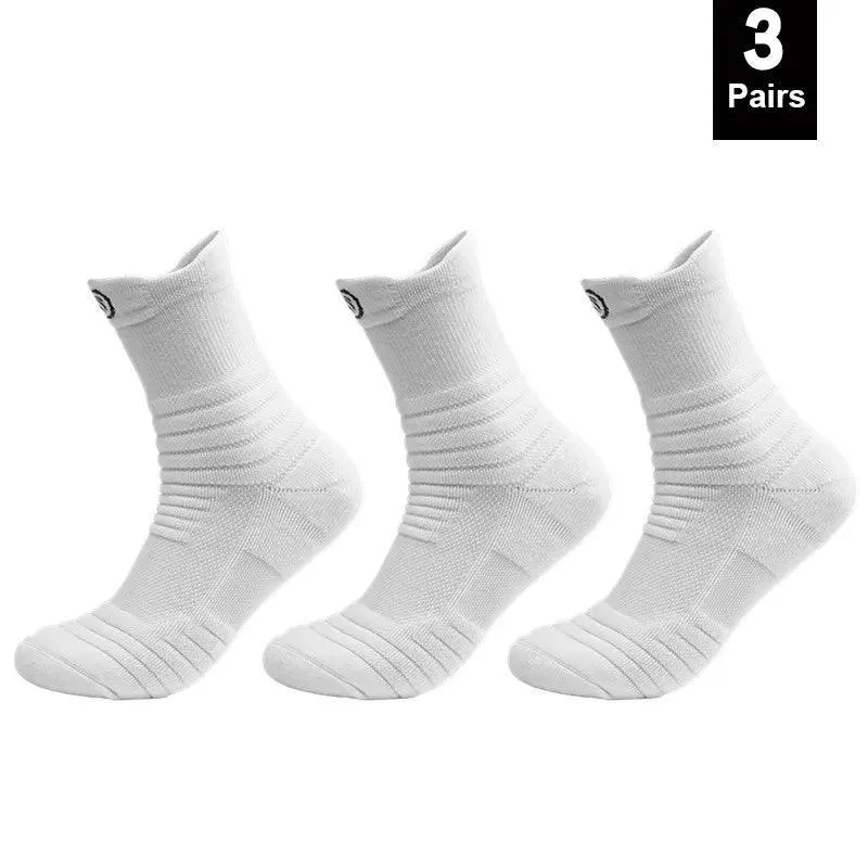 Stay Sure-Footed in Sports with Anti-Slip Cotton Socks