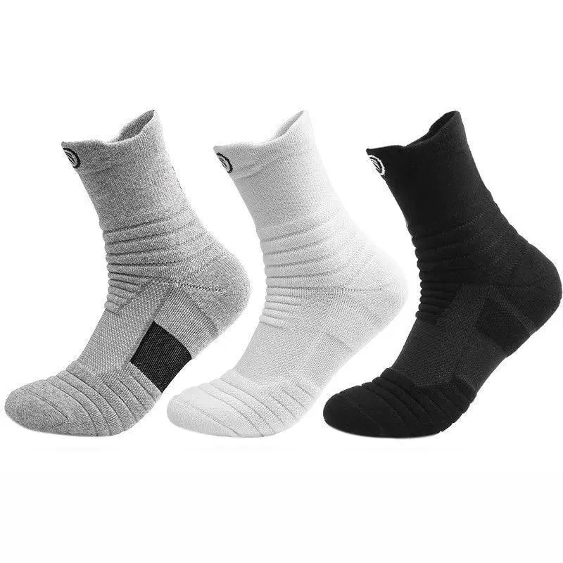 Stay Sure-Footed in Sports with Anti-Slip Cotton Socks