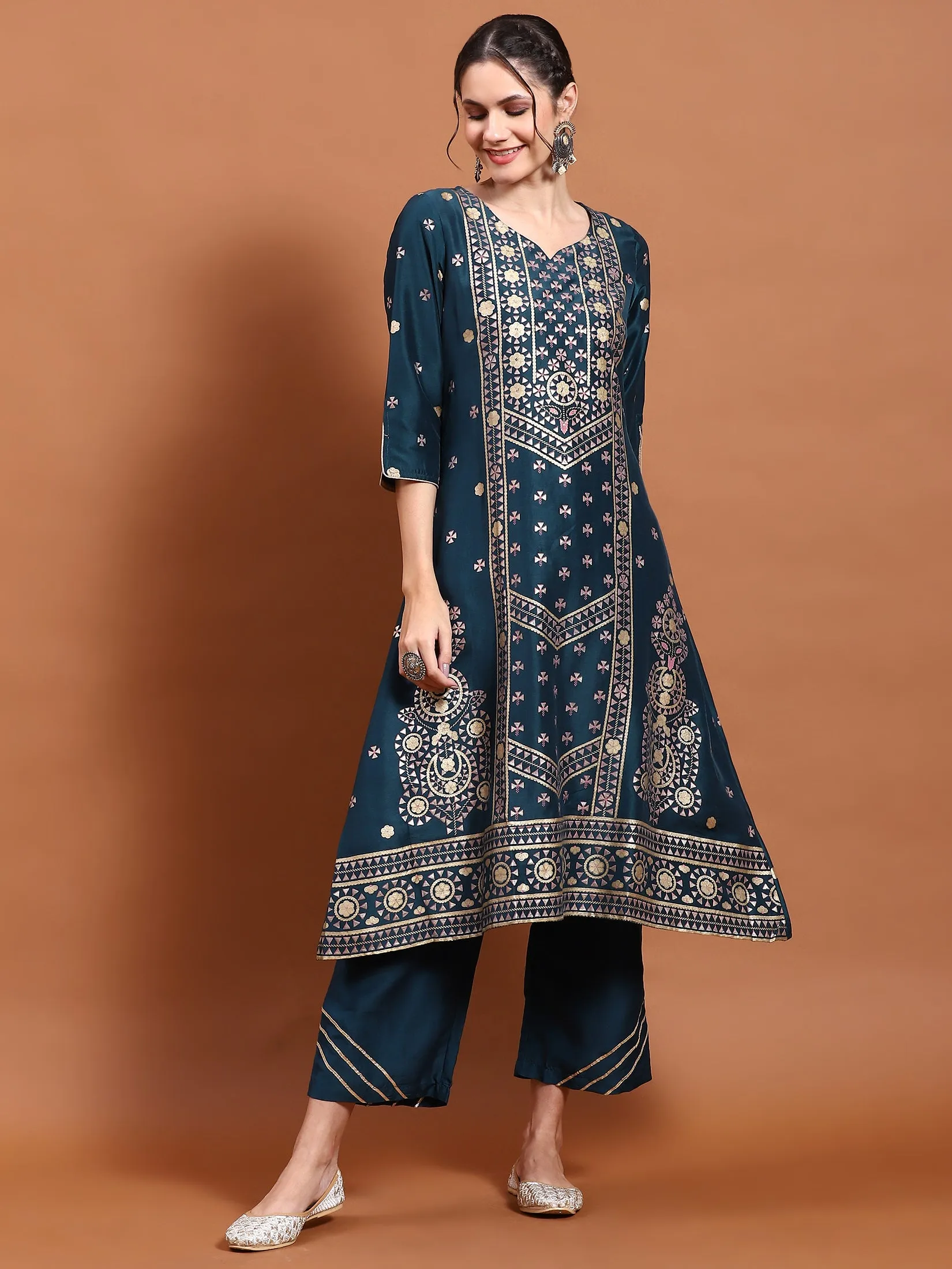 Women Blue Geometric Print Kurta With Comfort Pant