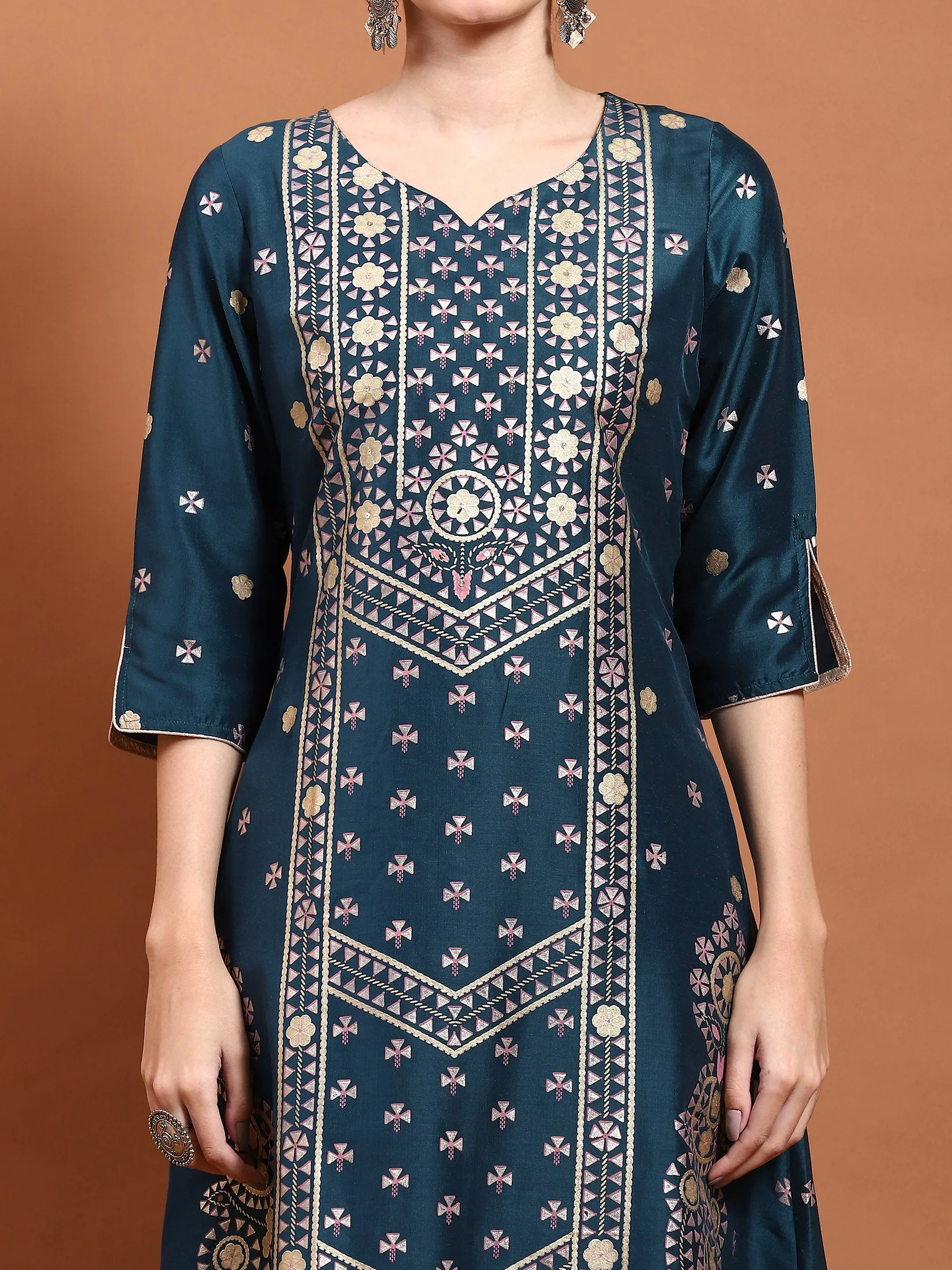 Women Blue Geometric Print Kurta With Comfort Pant