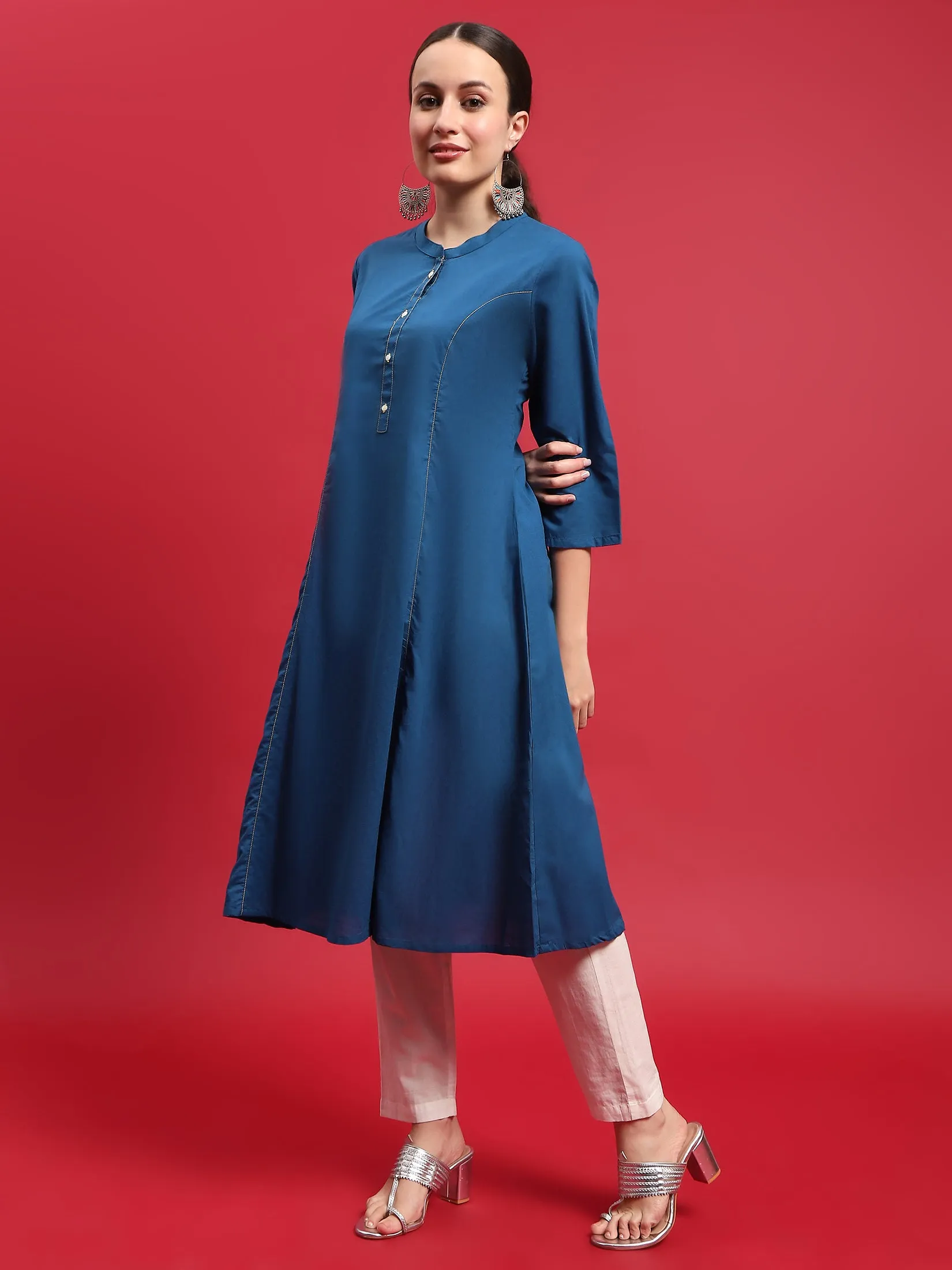 Women Cotton Blue Solid Kurta