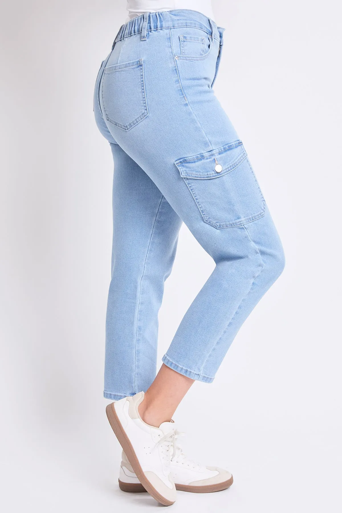 Women's High Rise Slim Straight Cargo Jeans