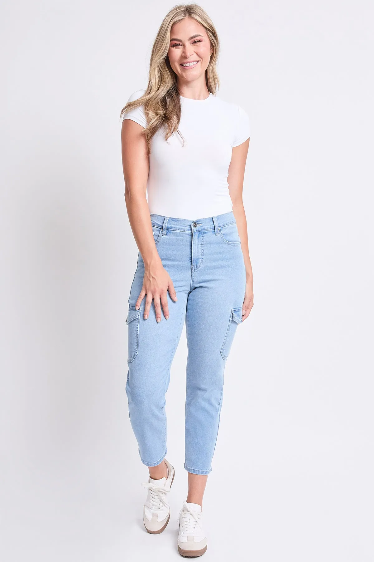 Women's High Rise Slim Straight Cargo Jeans